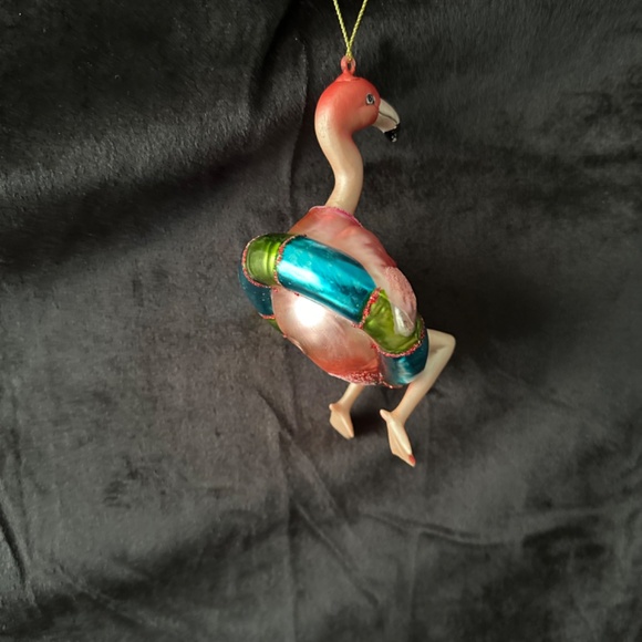 Brubaker whimsical Flamingo in bikini, glass ornament - Picture 9 of 10